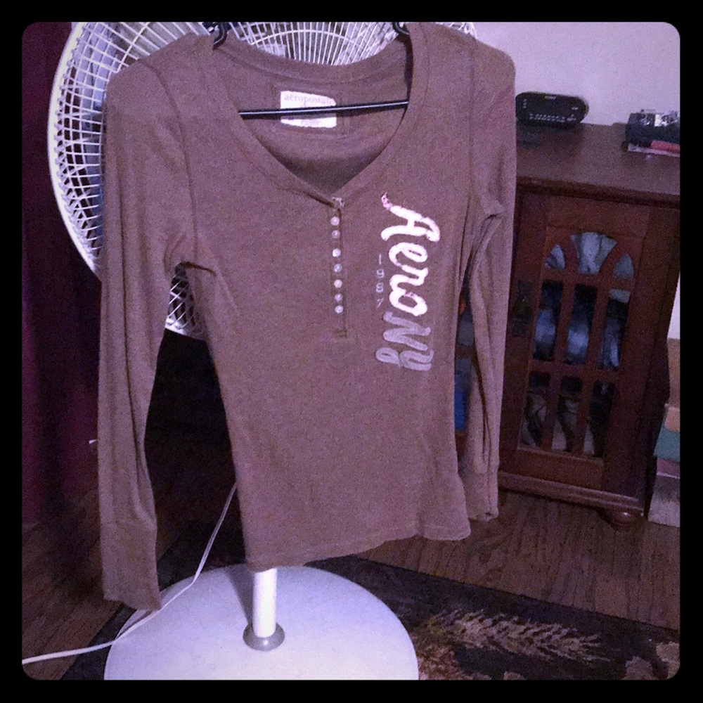 Long sleeve tee